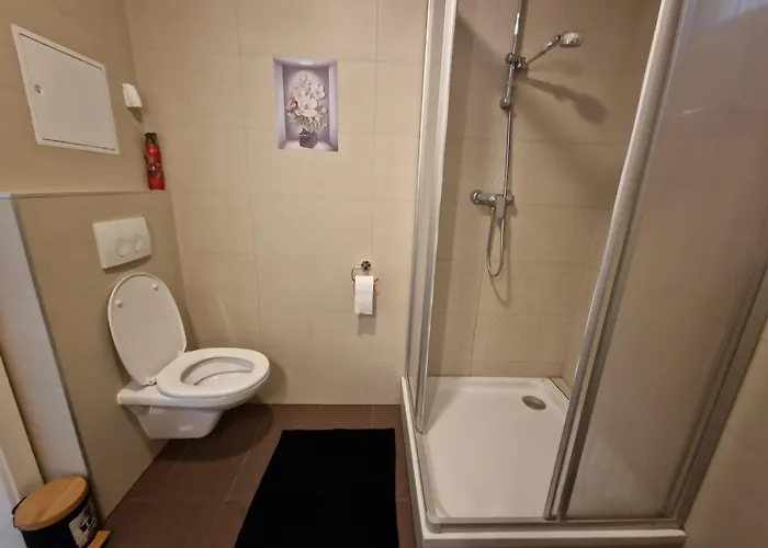 Appartement Danube Garden 22 Wenen